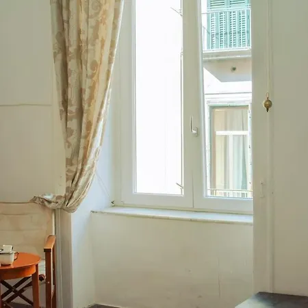 Apartament Maestosa Casa In Centro *