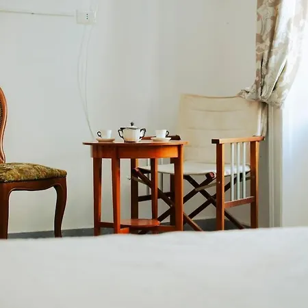 Maestosa Casa In Centro Apartament Neapol